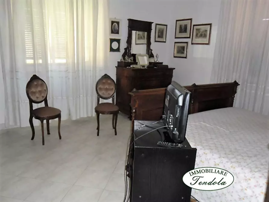Immagine 8 di Appartamento in vendita  a Carrara