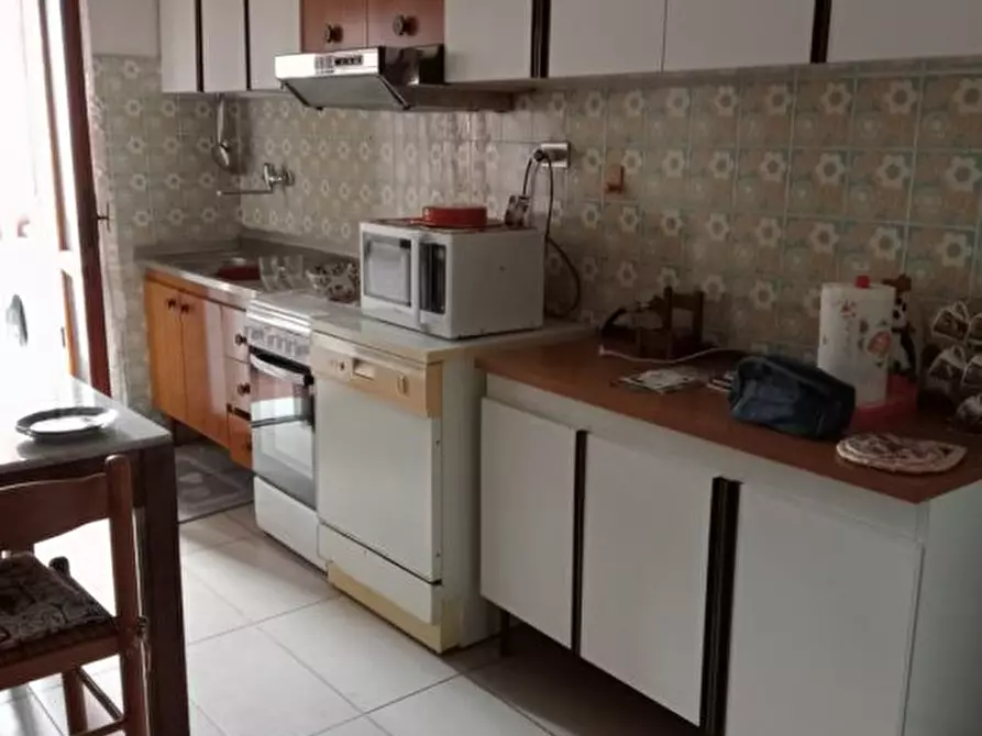 Immagine 4 di Appartamento in vendita  a Carrara