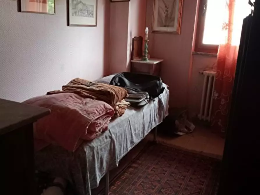 Immagine 9 di Appartamento in vendita  a Carrara