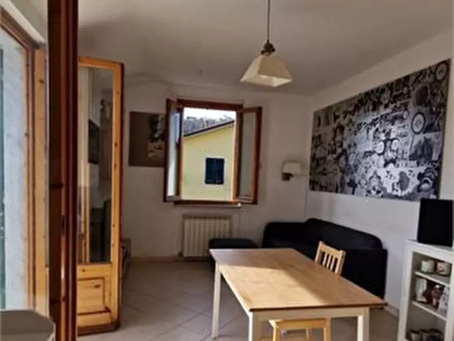 Immagine 5 di Attico in vendita  a Sarzana