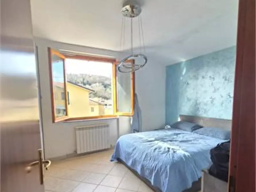 Immagine 10 di Attico in vendita  a Sarzana