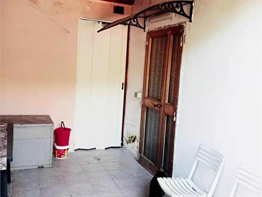 Immagine 9 di Casa indipendente in vendita  a Ortonovo