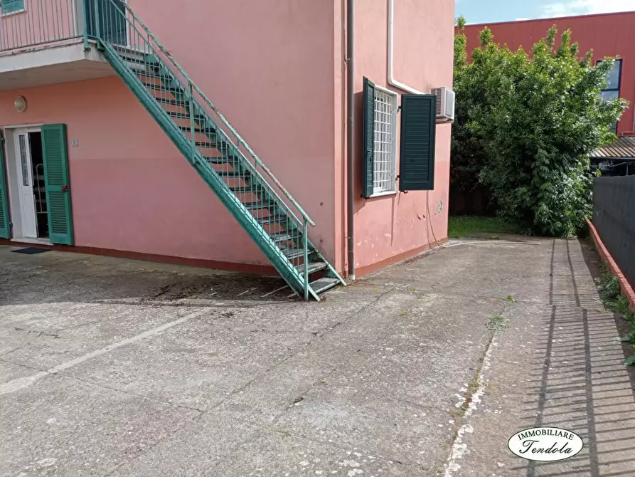 Immagine 2 di Casa indipendente in vendita  a Castelnuovo Magra