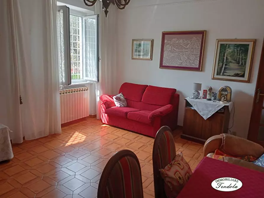 Immagine 9 di Casa indipendente in vendita  a Castelnuovo Magra