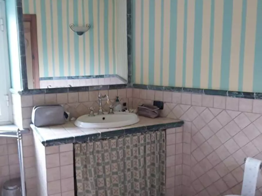 Immagine 9 di Casa indipendente in vendita  a Fosdinovo