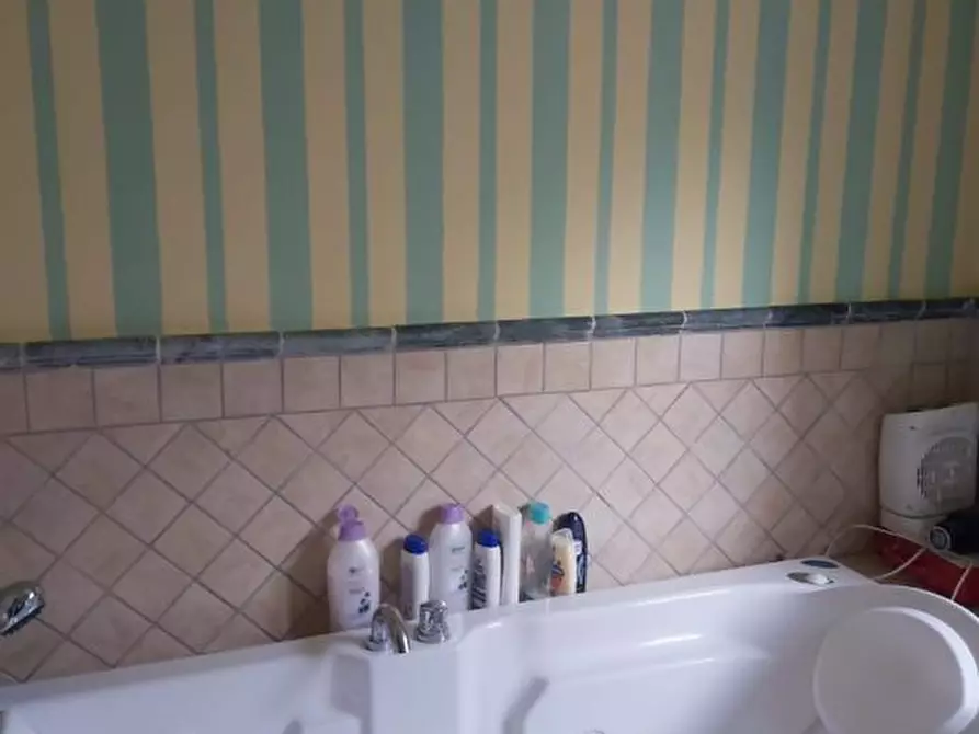 Immagine 7 di Casa indipendente in vendita  a Fosdinovo