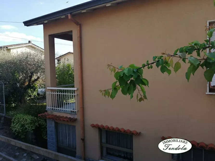 Immagine 2 di Casa indipendente in vendita  a Fosdinovo