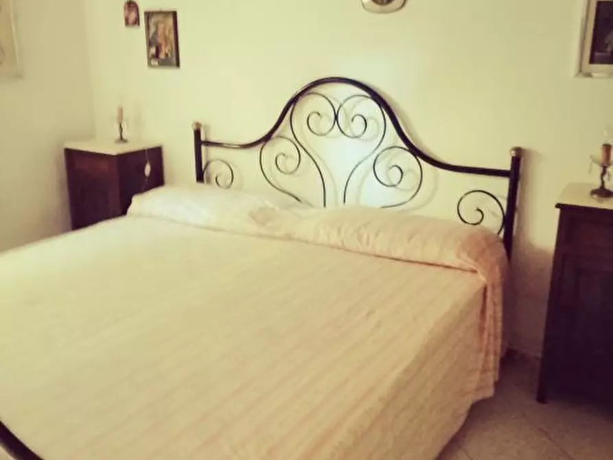 Immagine 10 di Casa semindipendente in vendita  a Ameglia