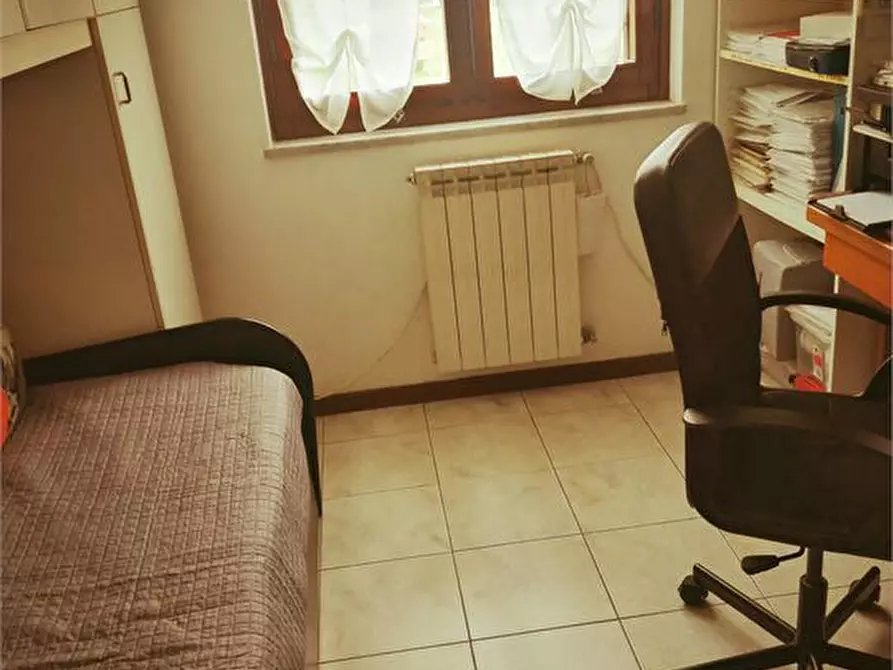Immagine 5 di Casa semindipendente in vendita  a Ortonovo