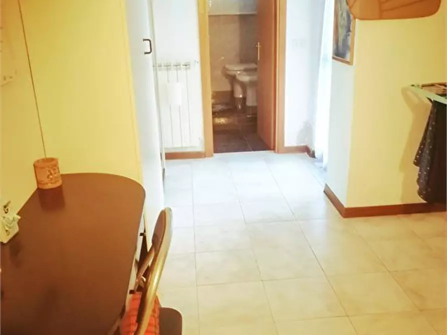 Immagine 9 di Casa semindipendente in vendita  a Ortonovo