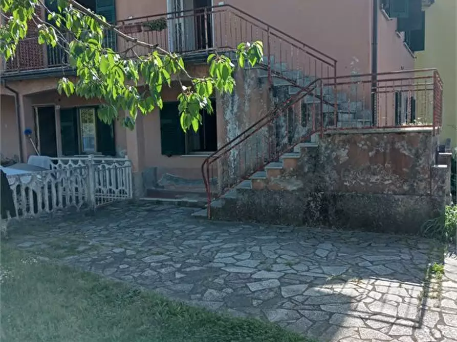 Immagine 1 di Casa semindipendente in vendita  a Santo Stefano Di Magra