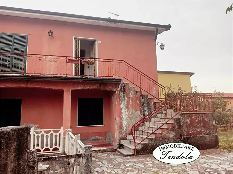 Immagine 1 di Casa semindipendente in vendita  a Santo Stefano Di Magra