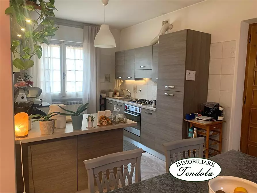 Immagine 8 di Casa semindipendente in vendita  a Ameglia
