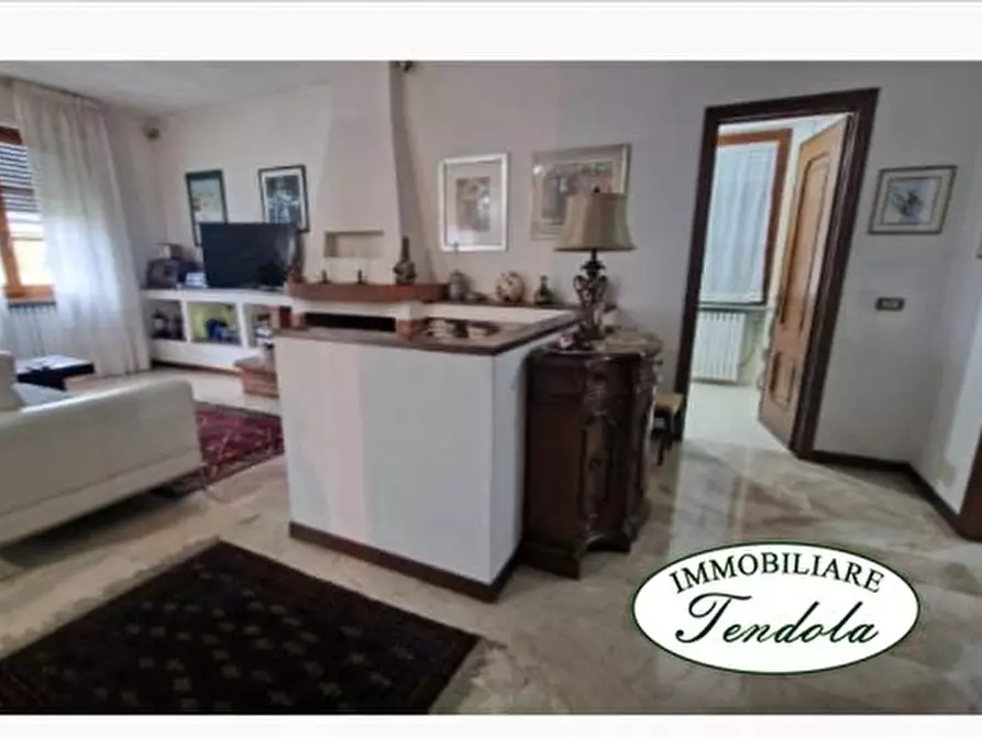 Immagine 5 di Casa semindipendente in vendita  a Sarzana