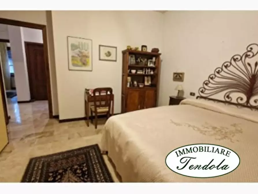 Immagine 8 di Casa semindipendente in vendita  a Sarzana