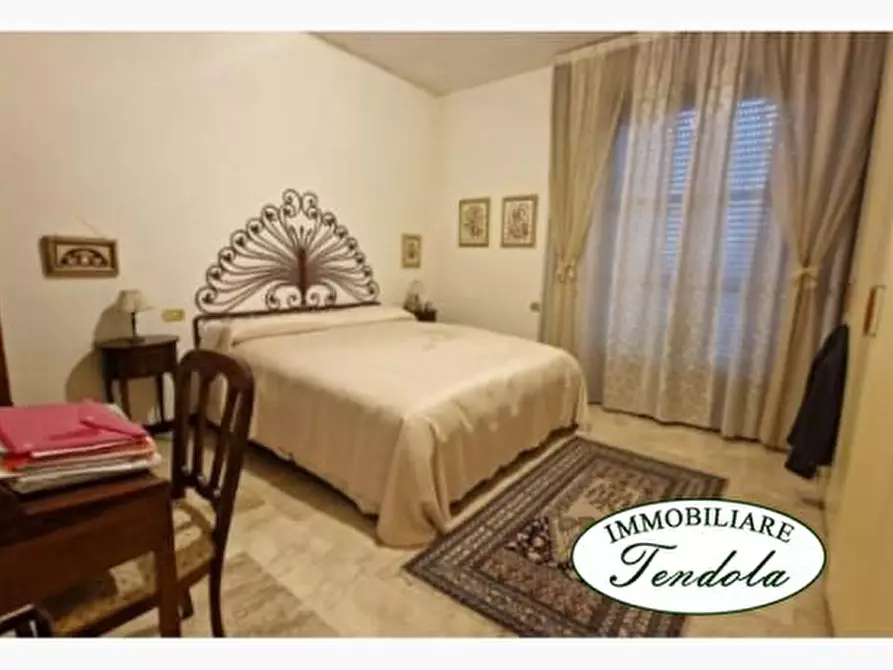 Immagine 7 di Casa semindipendente in vendita  a Sarzana