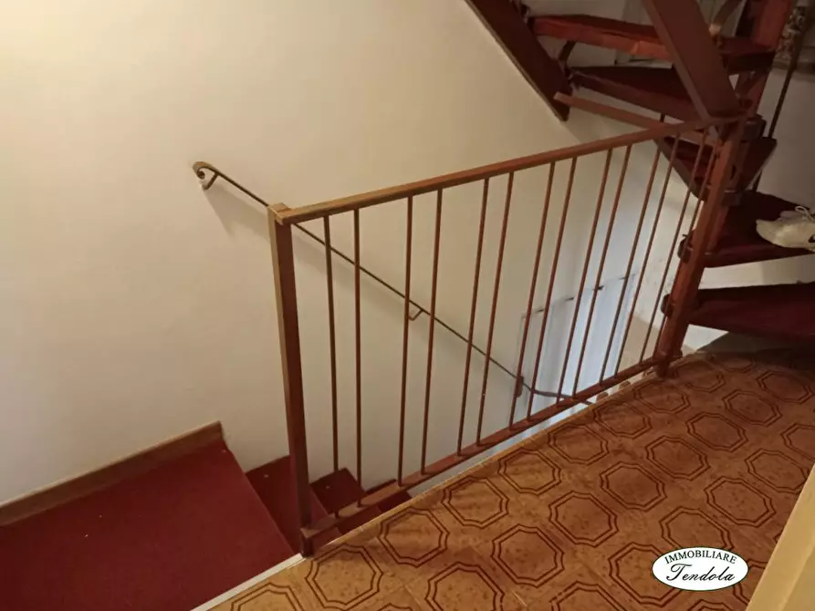 Immagine 9 di Casa semindipendente in vendita  a Castelnuovo Magra