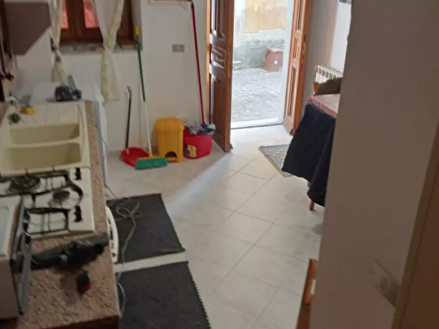 Immagine 5 di Casa semindipendente in vendita  a Castelnuovo Magra