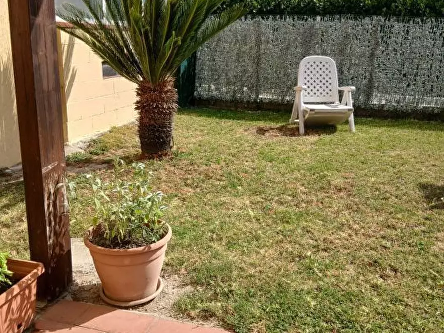 Immagine 1 di Casa semindipendente in vendita  a Fosdinovo