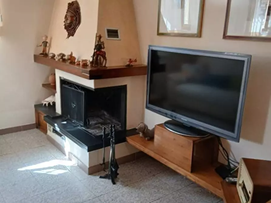 Immagine 8 di Casa semindipendente in vendita  a Fosdinovo