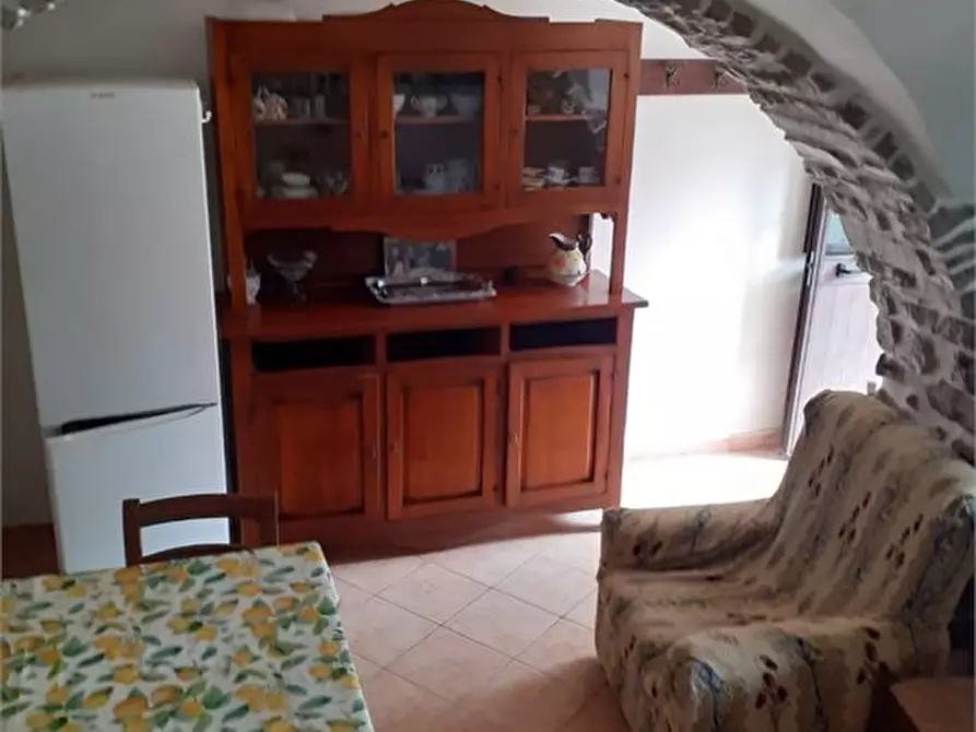 Immagine 2 di Casa semindipendente in vendita  a Fivizzano