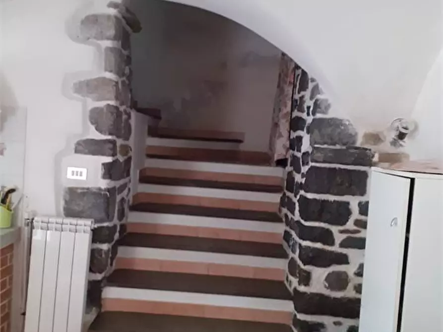 Immagine 5 di Casa semindipendente in vendita  a Fivizzano