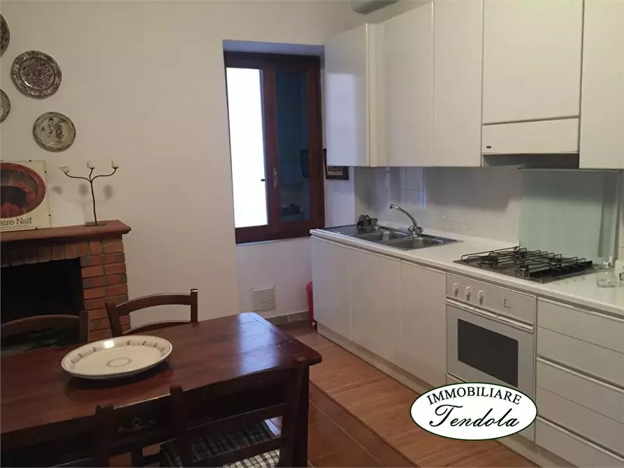 Immagine 7 di Casa semindipendente in vendita  a Fivizzano
