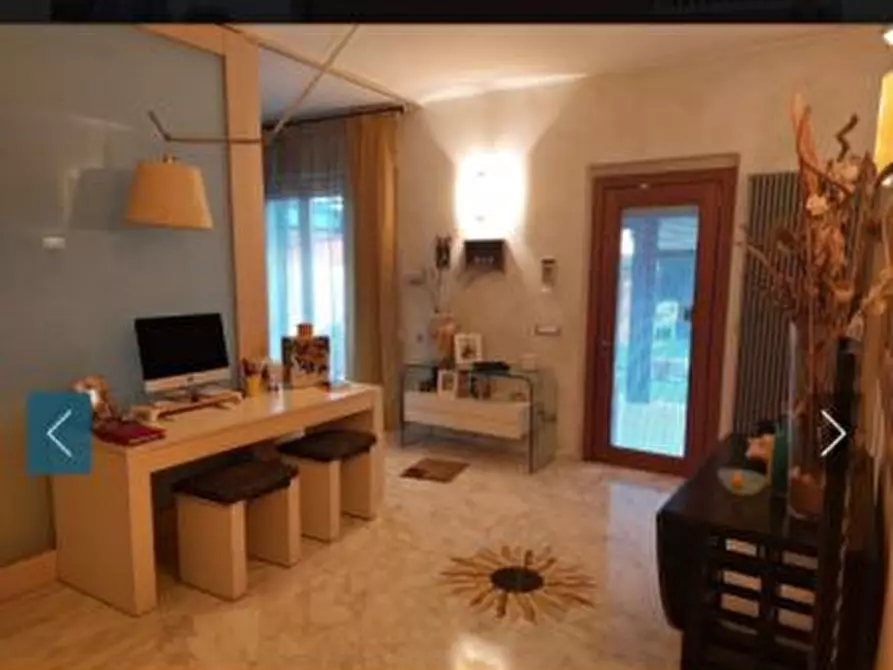 Immagine 7 di Casa semindipendente in vendita  a Carrara