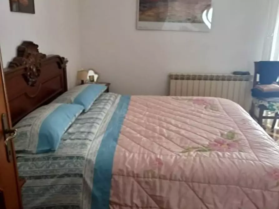 Immagine 10 di Casa semindipendente in vendita  a Fosdinovo