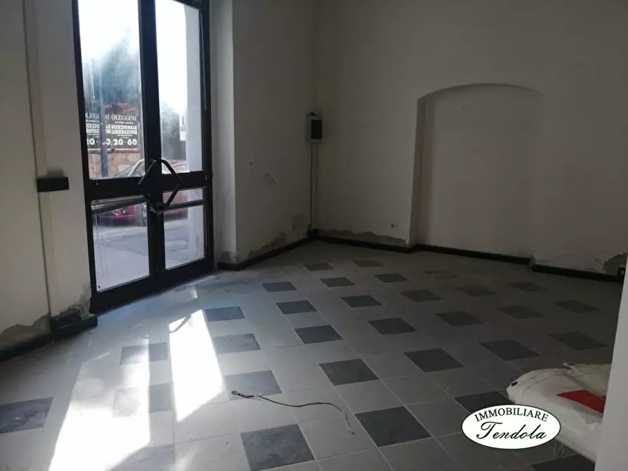 Immagine 4 di Loft/Open space in vendita  a Carrara