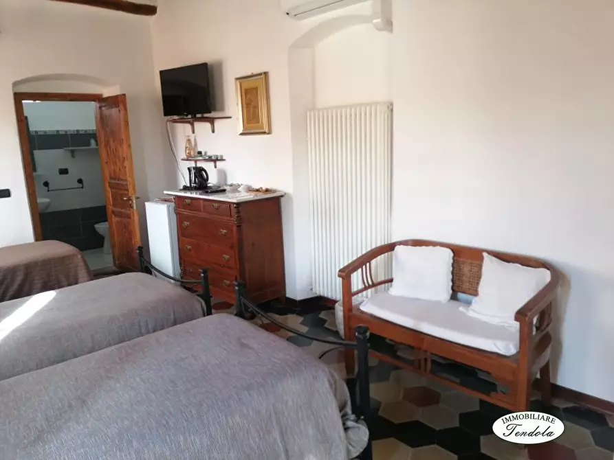 Immagine 9 di Rustico / casale in vendita  a Sarzana