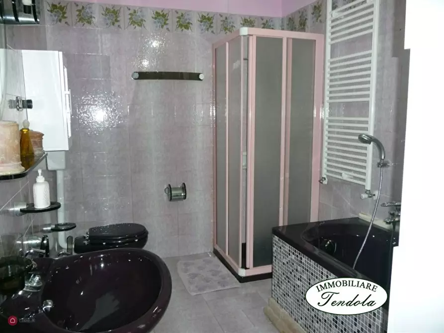 Immagine 9 di Villa in vendita  a Sarzana