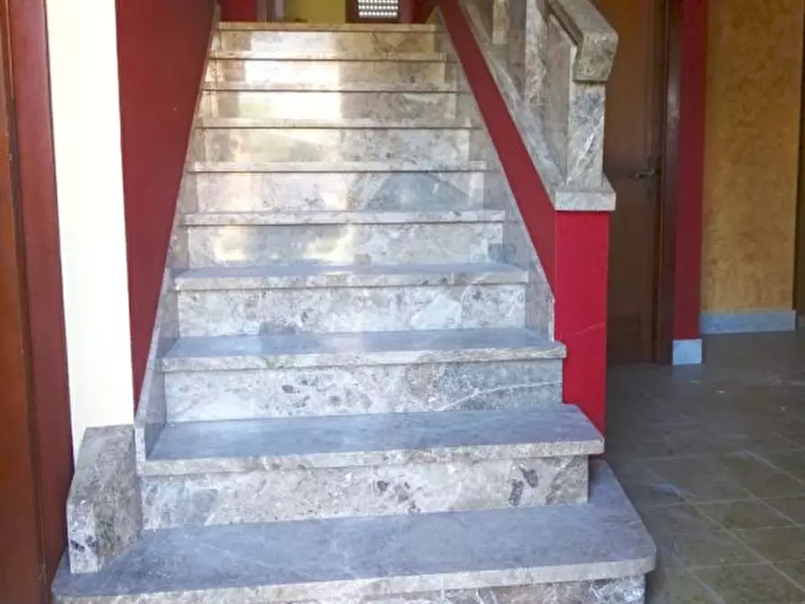 Immagine 2 di Villa in vendita  a Castelnuovo Magra