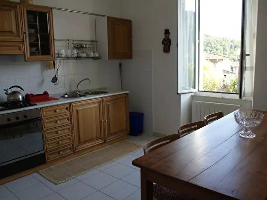 Immagine 7 di Villa in vendita  a Casola In Lunigiana