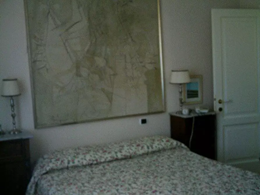 Immagine 5 di Villa in vendita  a Carrara