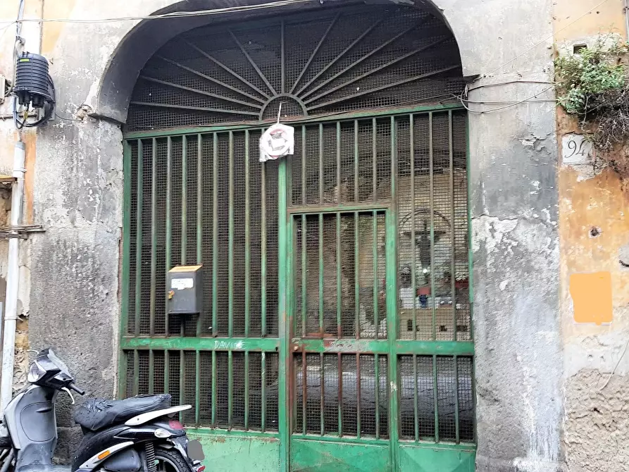 Immagine 5 di Appartamento in vendita  94 a Napoli