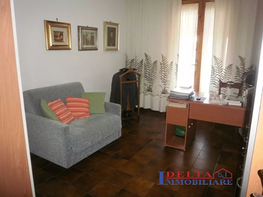 Immagine 5 di Appartamento in vendita  a Rosignano Marittimo