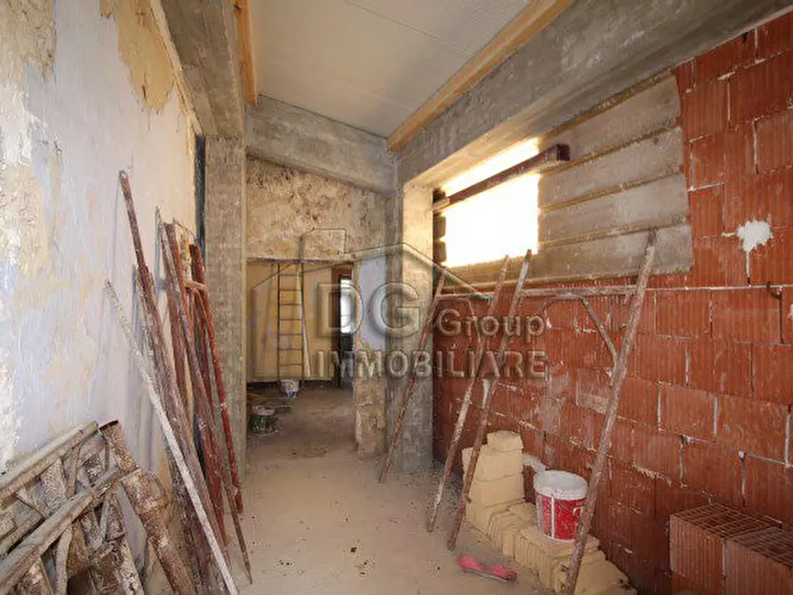 Immagine 9 di Casa indipendente in vendita  a Alcamo