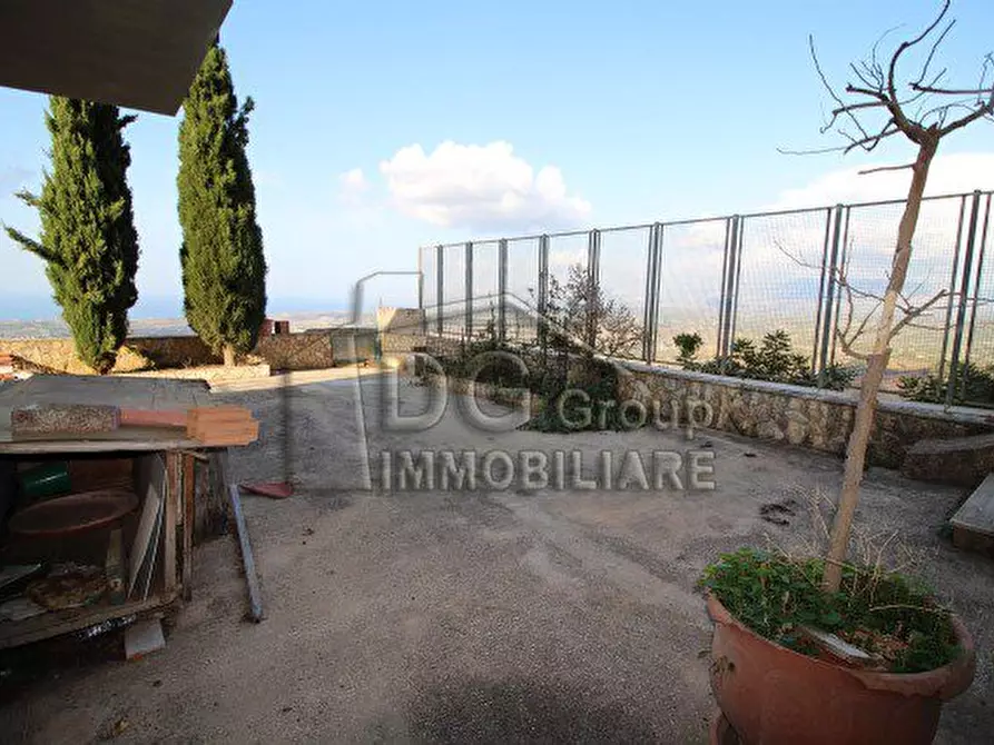Immagine 3 di Villa in vendita  a Alcamo