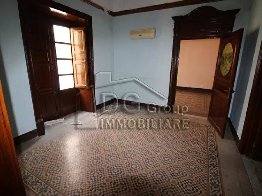 Immagine 9 di Ufficio in affitto  a Alcamo
