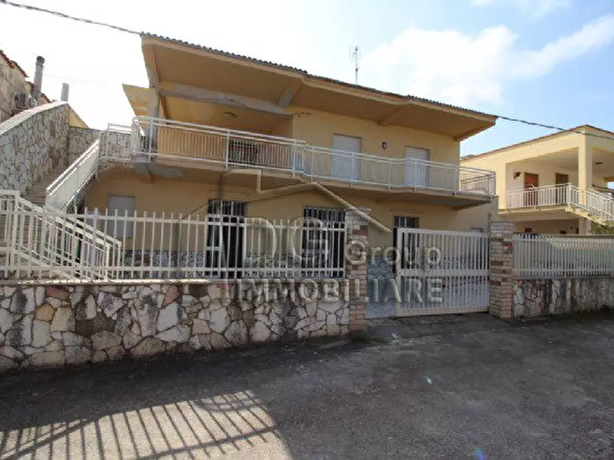 Immagine 1 di Villa in vendita  a Alcamo