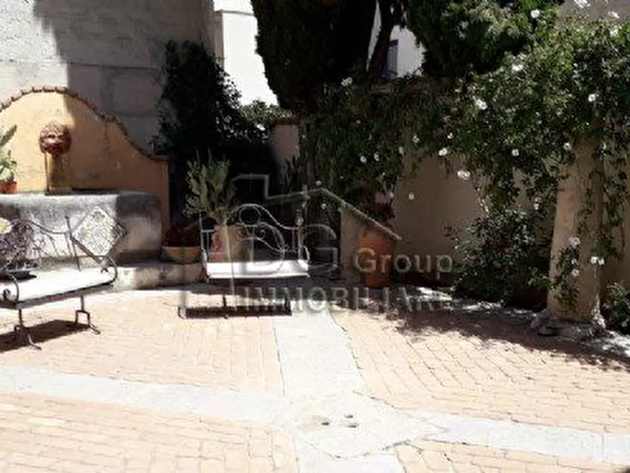 Immagine 1 di Villa in vendita  a San Vito Lo Capo