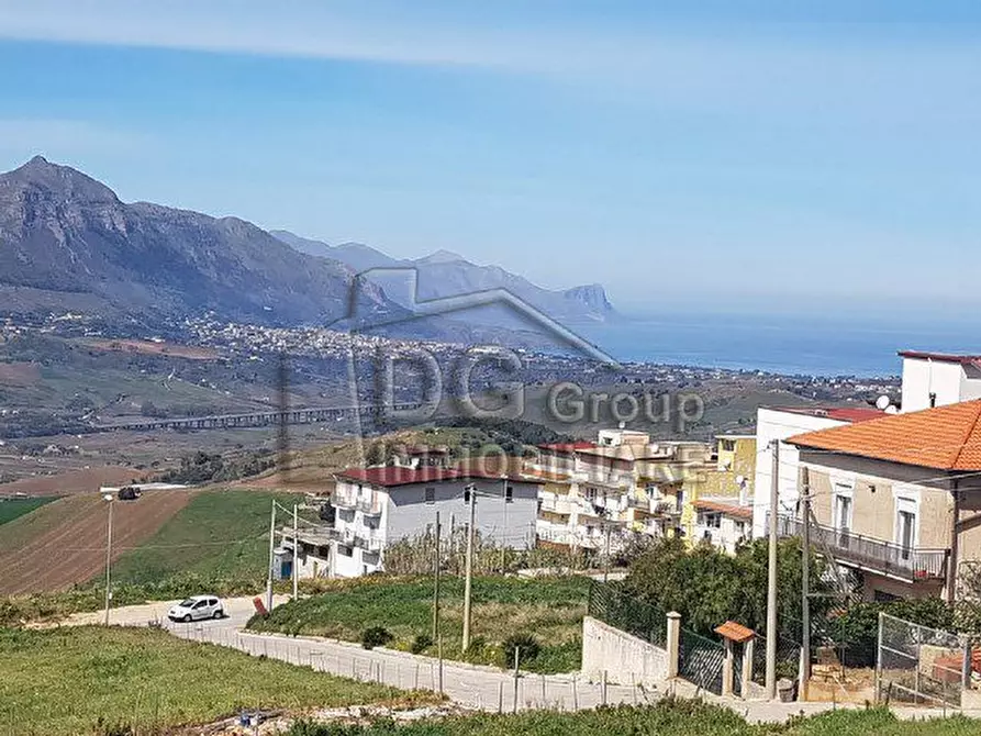 Immagine 2 di Appartamento in vendita  a Alcamo