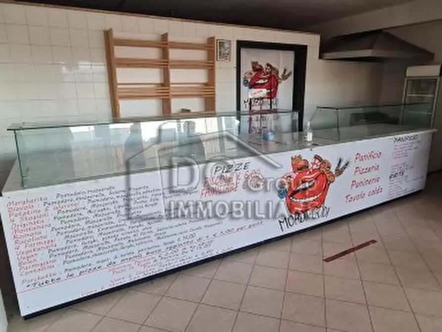 Immagine 1 di Negozio in affitto  a Alcamo