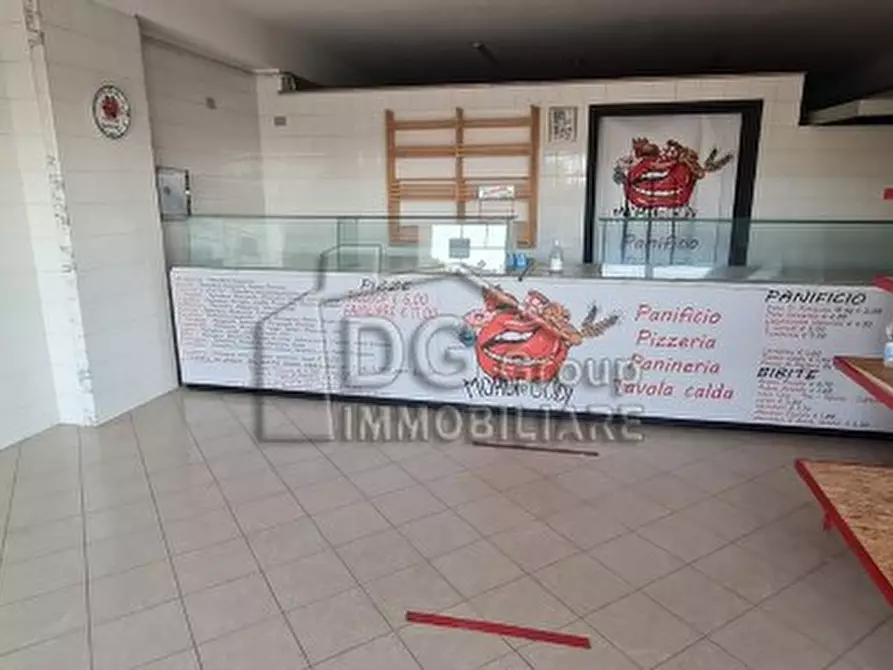 Immagine 2 di Negozio in affitto  a Alcamo