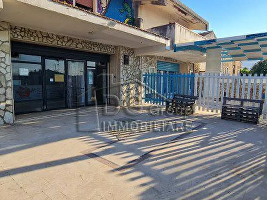 Immagine 8 di Negozio in affitto  a Alcamo