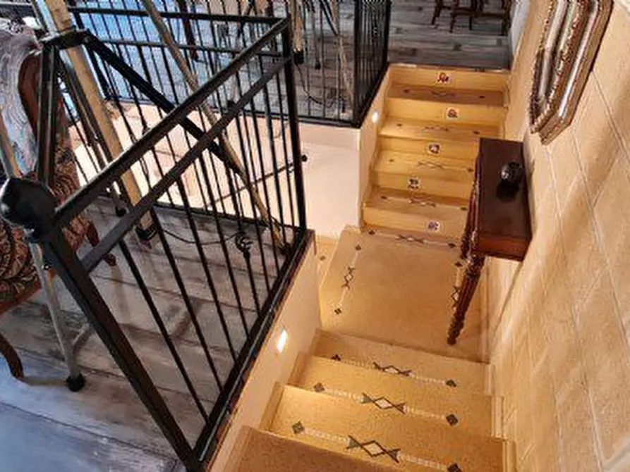Immagine 9 di Casa indipendente in vendita  a Castellammare Del Golfo