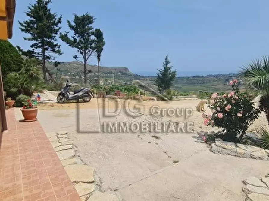 Immagine 1 di Villa in vendita  a Castellammare Del Golfo