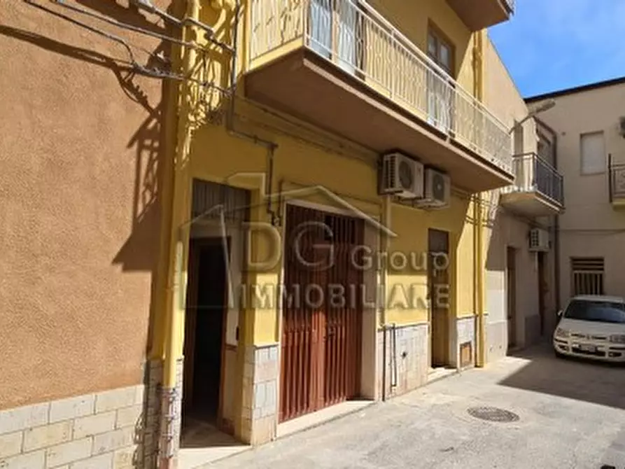 Immagine 2 di Casa indipendente in vendita  a Alcamo