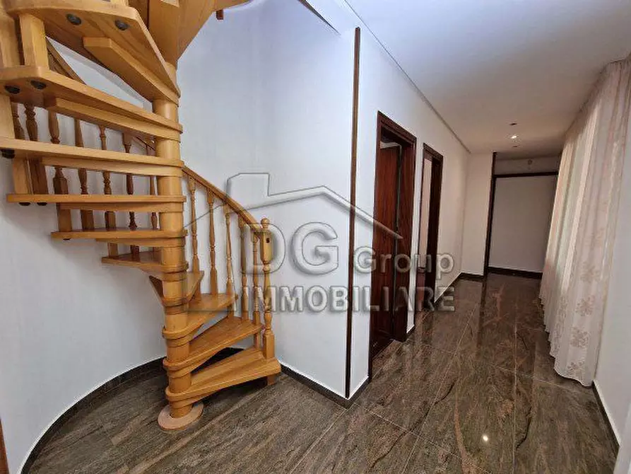 Immagine 9 di Villa in vendita  a Alcamo